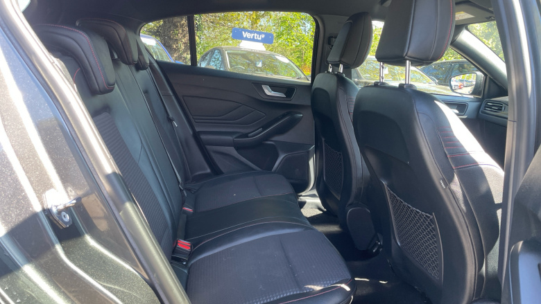 Ford Focus 1.0 EcoBoost Hybrid mHEV 125 ST-Line X Edition 5dr Petrol Hatchback